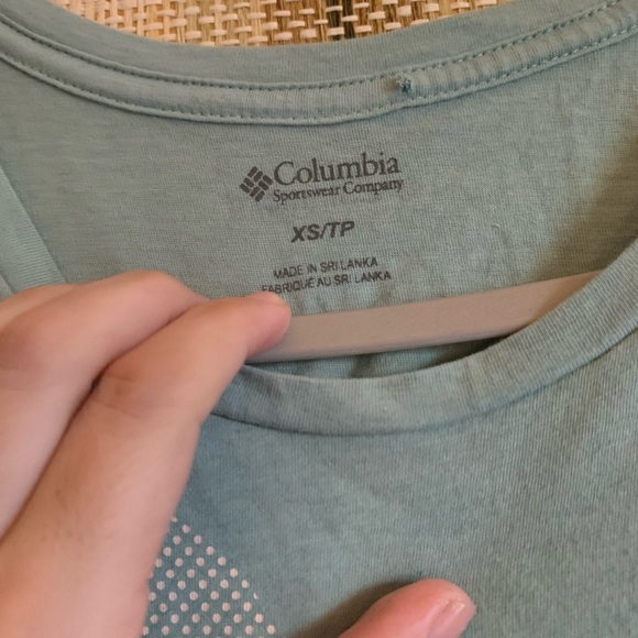 Columbia Tank Top Shirt Women Size XS Teal Summer Clothing Athletic Wear - Picture 2 of 2